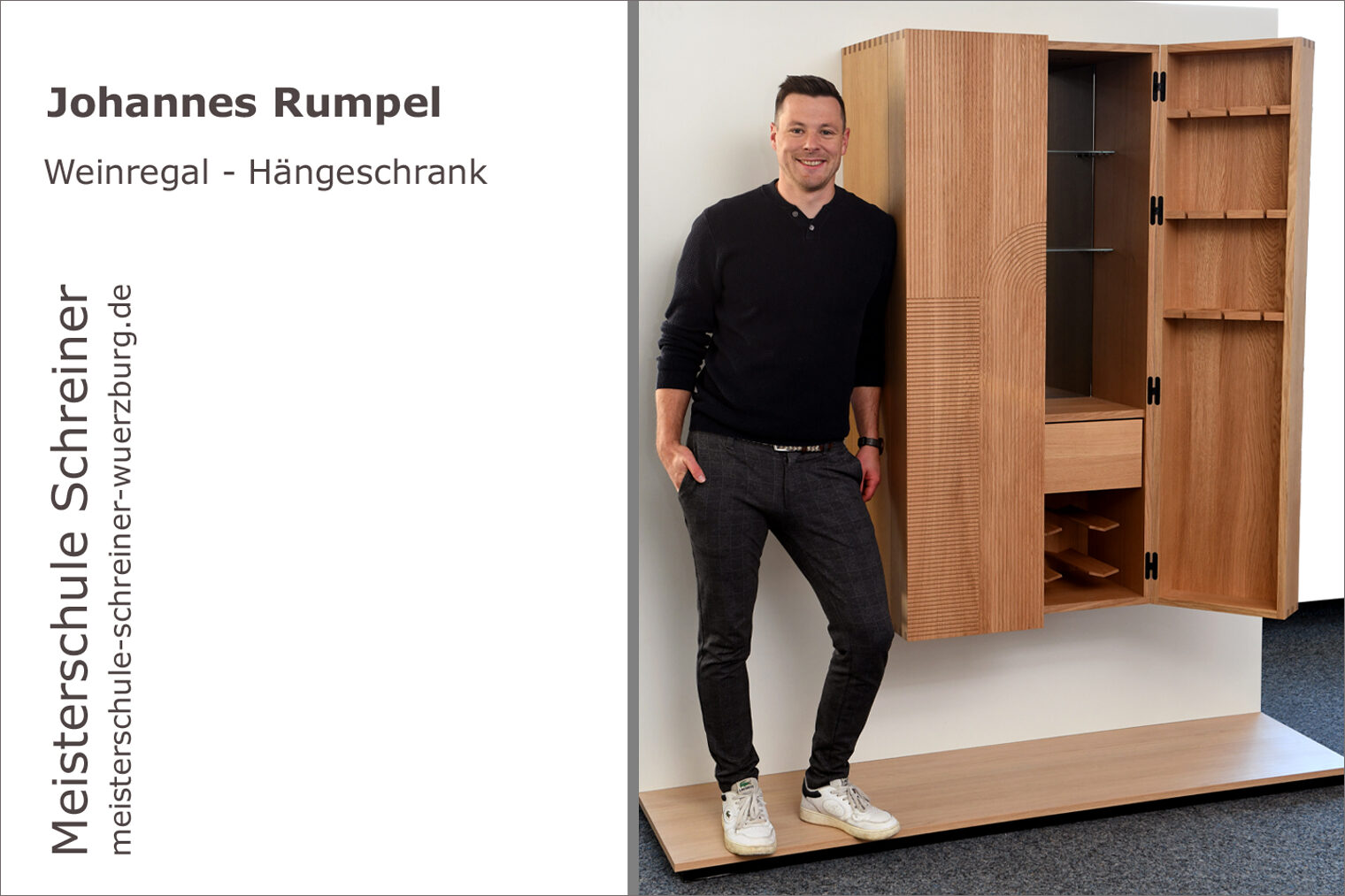 Portrait von Johannes Rumpel mit seinem Schreinermeisterstück "Weinregal - Hängeschrank"