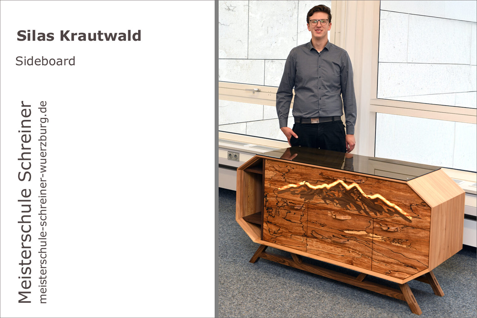 Portrait von Silas Krautwald mit seinem Schreinermeisterstück "Sideboard"