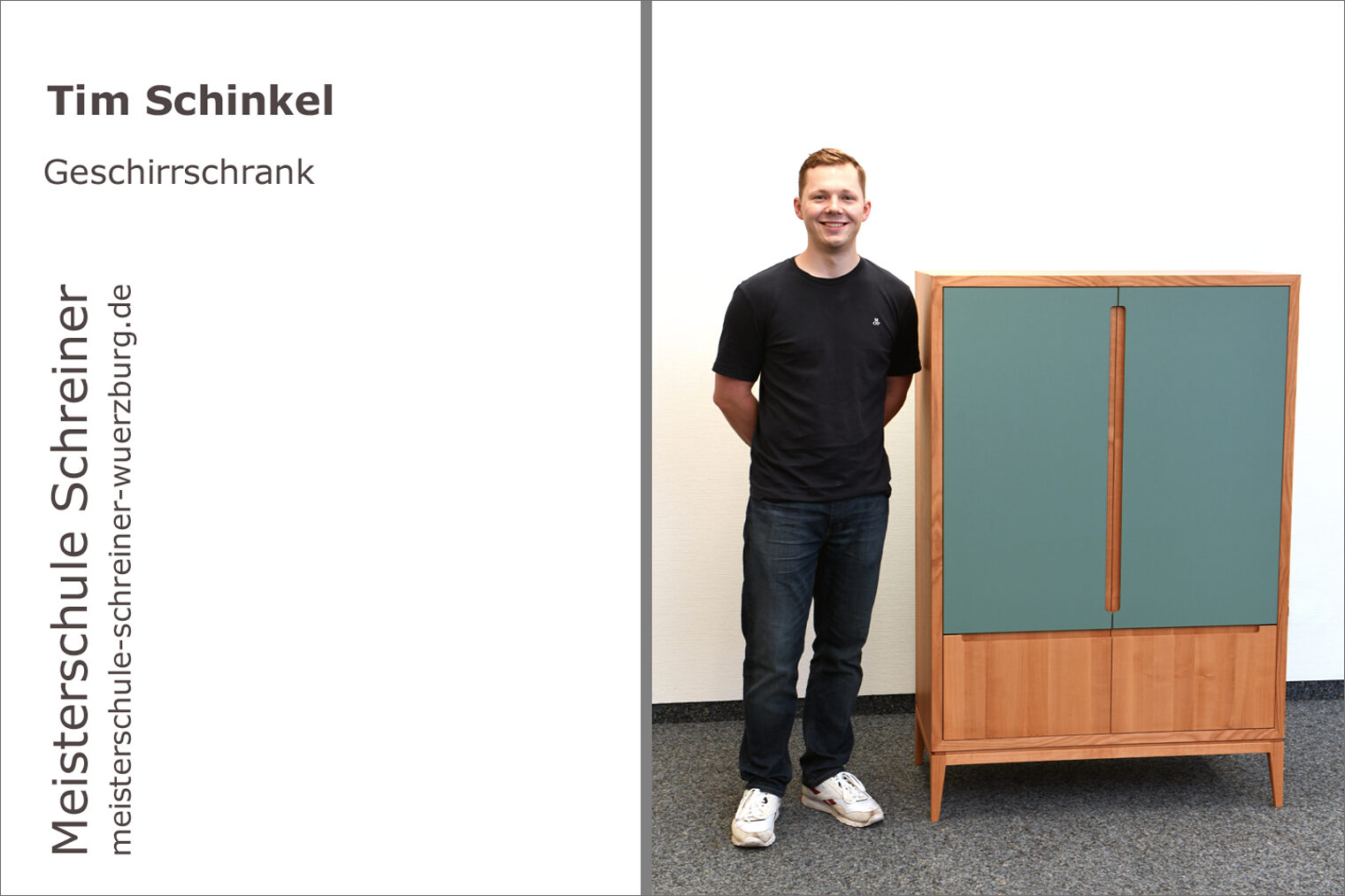 Portrait von Tim Schinkel mit seinem Schreinermeisterstück "Geschirrschrank"