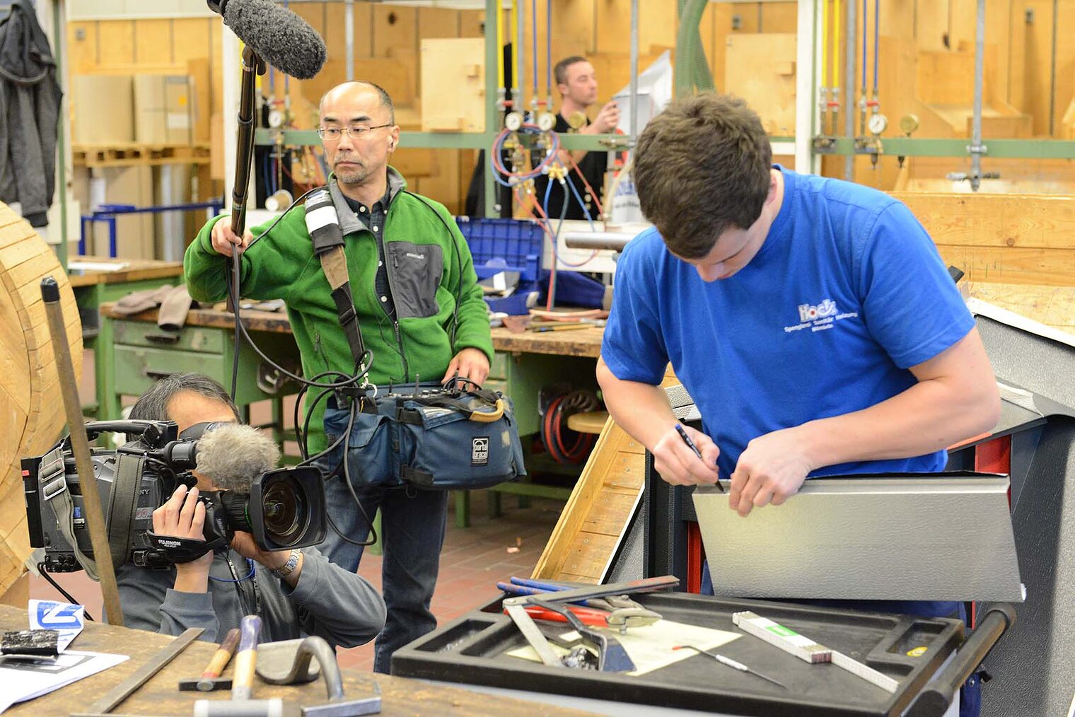 NHK -Japanischer Fernsehsender- besucht Spengler-Meisterschule Würzburg 07