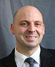 Thomas Planer im Anzug